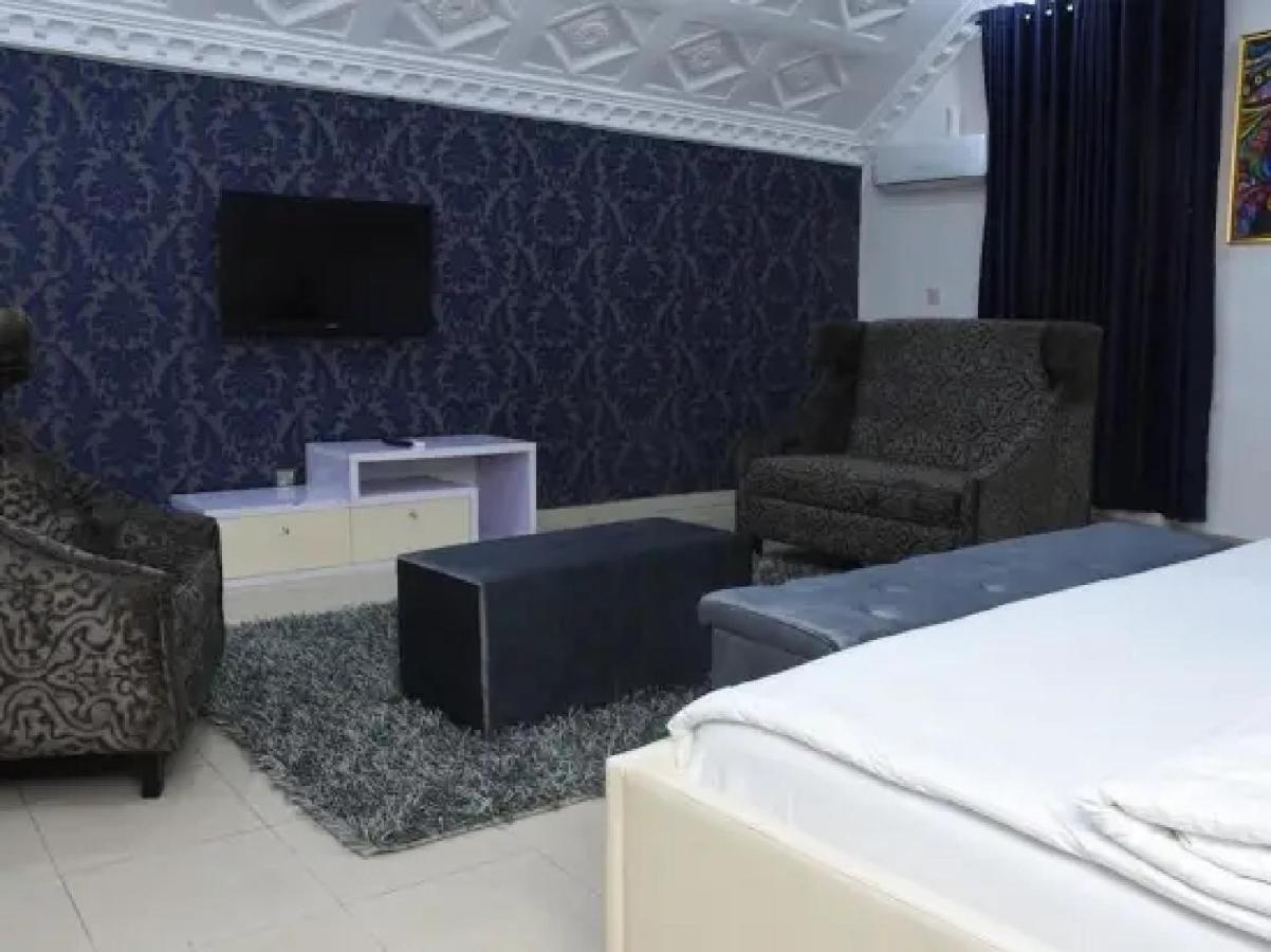 Room In Lodge - Ambience Hotels Abujahome For Leisure And Business Travellers Екстер'єр фото
