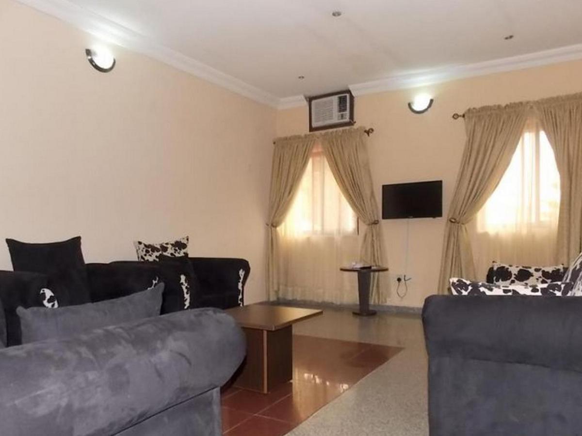 Room In Lodge - Ambience Hotels Abujahome For Leisure And Business Travellers Екстер'єр фото